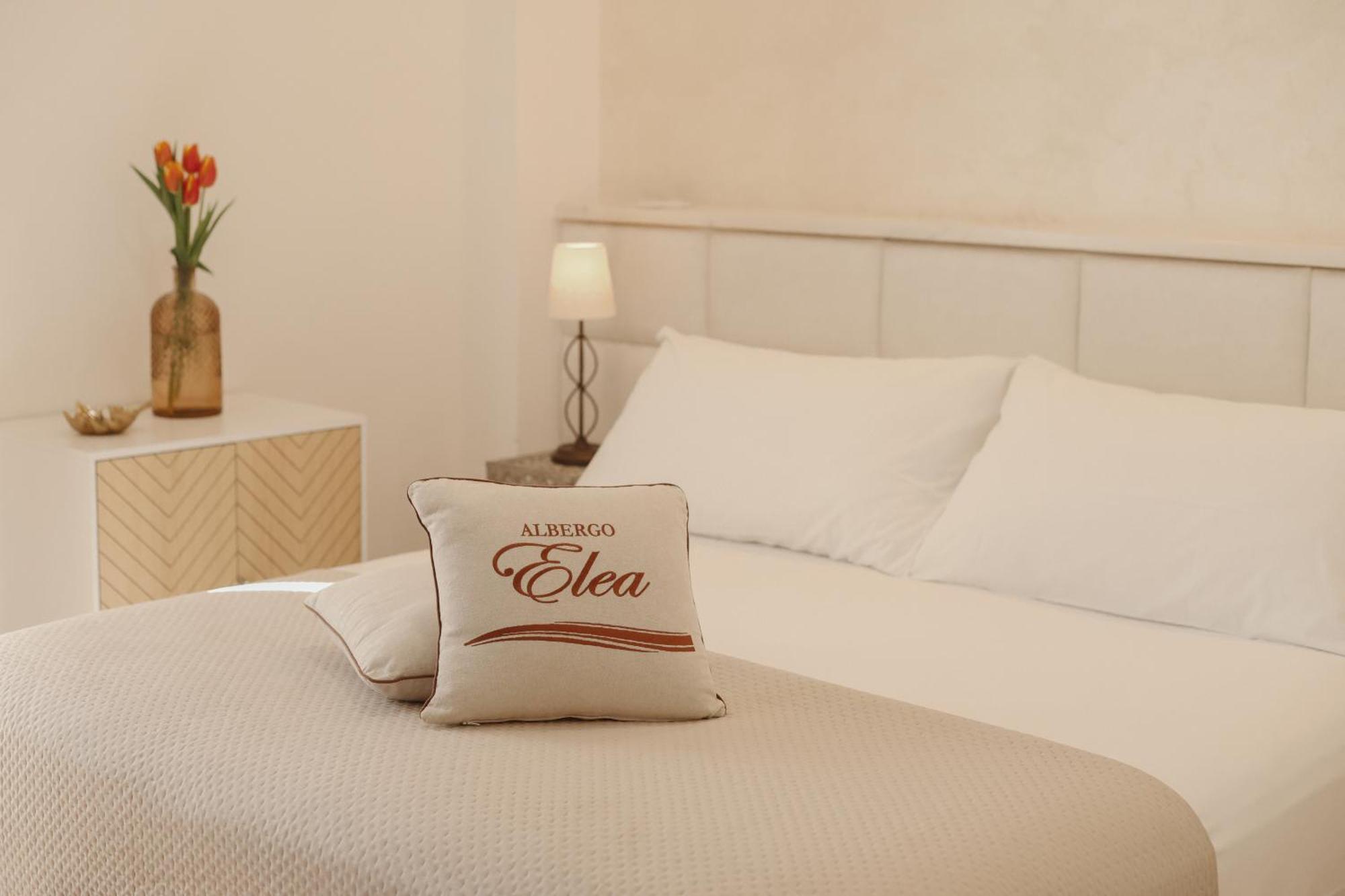 Albergo Elea Ашеа Екстер'єр фото